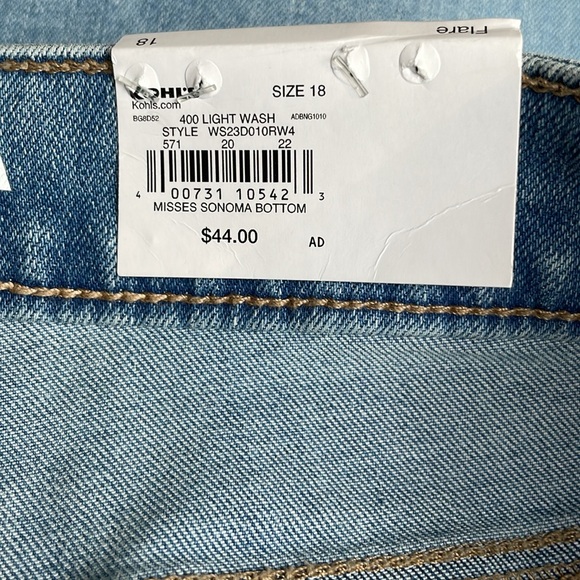 NWT Sonoma Flare Jeans. Size 18 - Picture 7 of 9